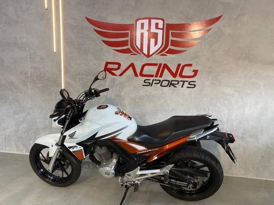HONDA CB TWISTER 